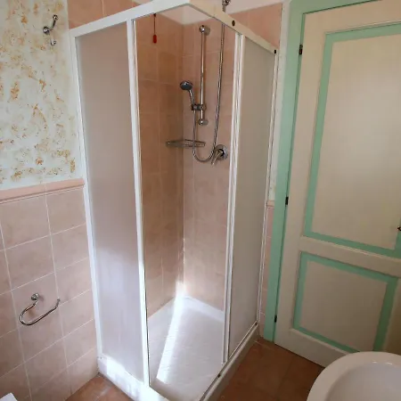 度假居 Charming Country House Between The Hills, Swimming Pool With Jacuzzi *