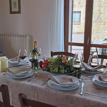 Charming Country House Between The Hills, Swimming Pool With Jacuzzi Дом отдыха